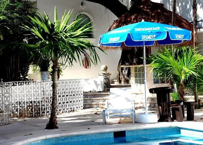 Tropical Casablanca Party Hotel 2*